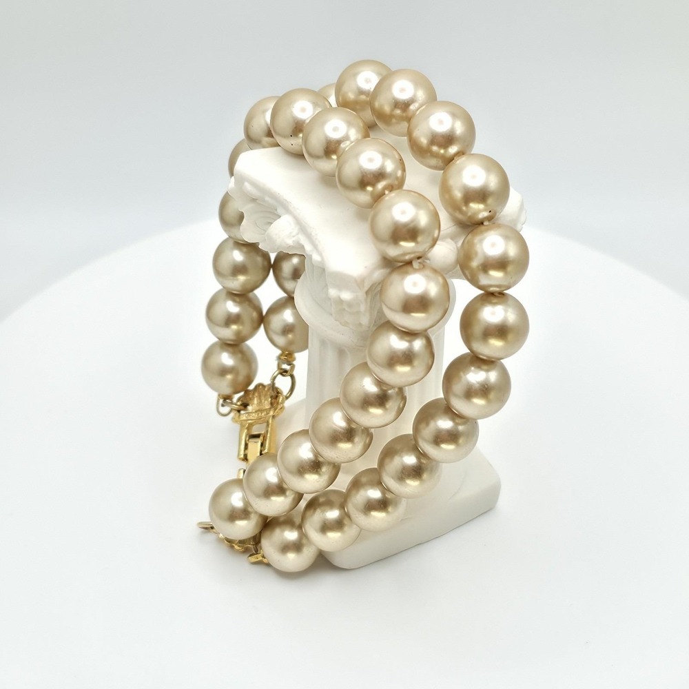 Vtg 1960s RICHELIEU Faux Pearl Bracelet Taupe Glass Bead Gold Tone 8" FREE $HIP!
